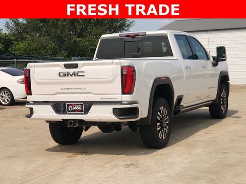 Used 2024 GMC Sierra 2500 Denali Ultimate w/ Max Trailering Package AWD/4WD image 5