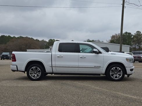Used 2023 RAM 1500 Limited w/ Body Color Bumper Group AWD/4WD image 11