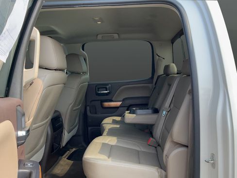 Used 2015 Chevrolet Silverado 1500 LTZ AWD/4WD image 19