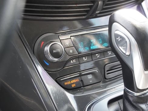 Used 2016 Ford Escape Titanium image 38