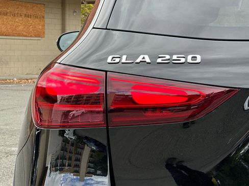 Used 2026 Mercedes-Benz GLA 250 image 13