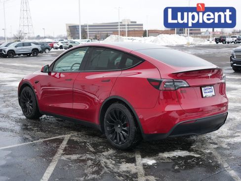 Used 2020 Tesla Model Y Long Range image 8