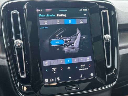 Certified 2023 Volvo XC40 Recharge Ultimate w/ Protection Package Premier image 28