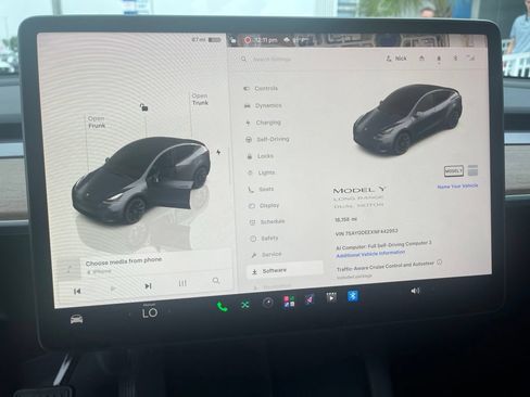 Used 2022 Tesla Model Y Long Range AWD/4WD image 13