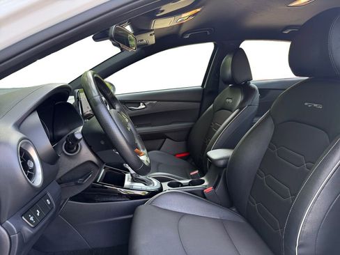 Used 2022 Kia Forte GT-Line FWD image 9