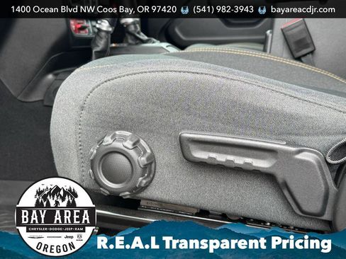 Used 2025 Jeep Wrangler Sport AWD/4WD image 13