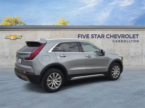 Used 2023 Cadillac XT4 Premium Luxury image 8
