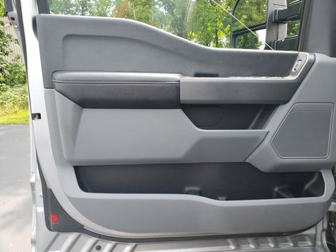 Used 2023 Ford F350 XLT AWD/4WD image 12