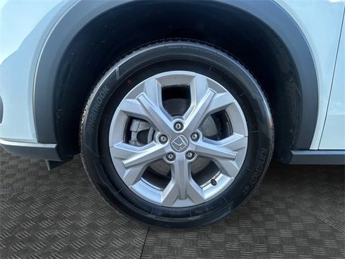 Used 2025 Honda HR-V LX image 13