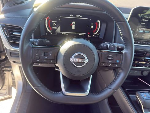 Certified 2023 Nissan Rogue Platinum w/ Platinum Premium Package image 28