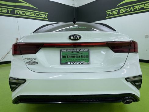 Used 2021 Kia Forte LXS FWD image 8