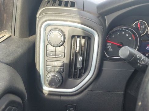 Certified 2019 Chevrolet Silverado 1500 LT w/ All-Star Edition image 33