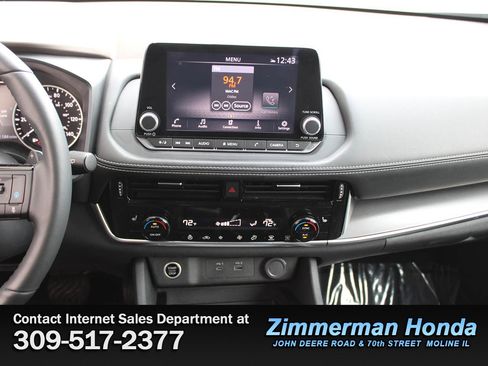 Used 2023 Nissan Rogue SV w/ SV Premium Package image 17