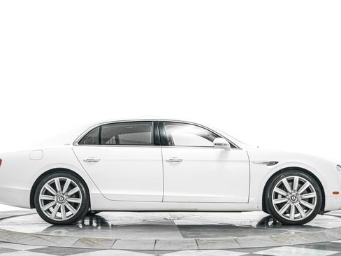 Used 2017 Bentley Flying Spur W12 AWD/4WD image 46