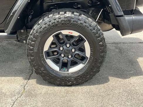Used 2021 Jeep Wrangler Unlimited Rubicon AWD/4WD image 13