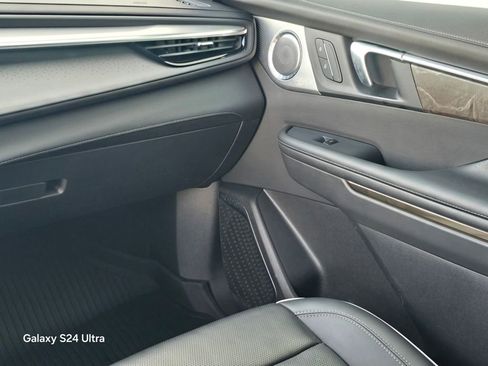 Used 2025 Buick Enclave Avenir w/ Trailering Package, 5000 lbs. image 21