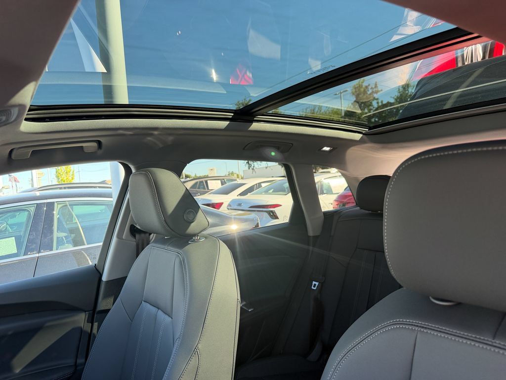 New 2026 Audi Q5 Premium Plus AWD/4WD image 25