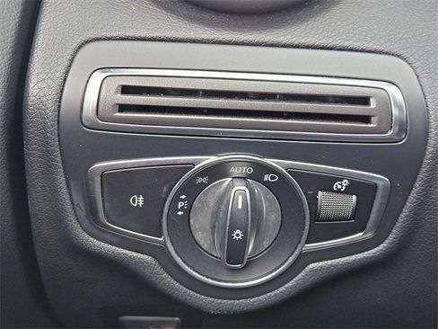 Used 2020 Mercedes-Benz C 300 4MATIC Sedan image 17