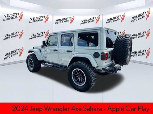 Used 2024 Jeep Wrangler Unlimited Sahara AWD/4WD image 5