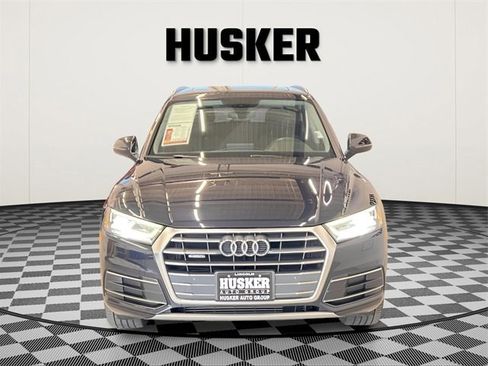 Used 2018 Audi Q5 2.0T Premium Plus w/ Premium Plus Package image 3