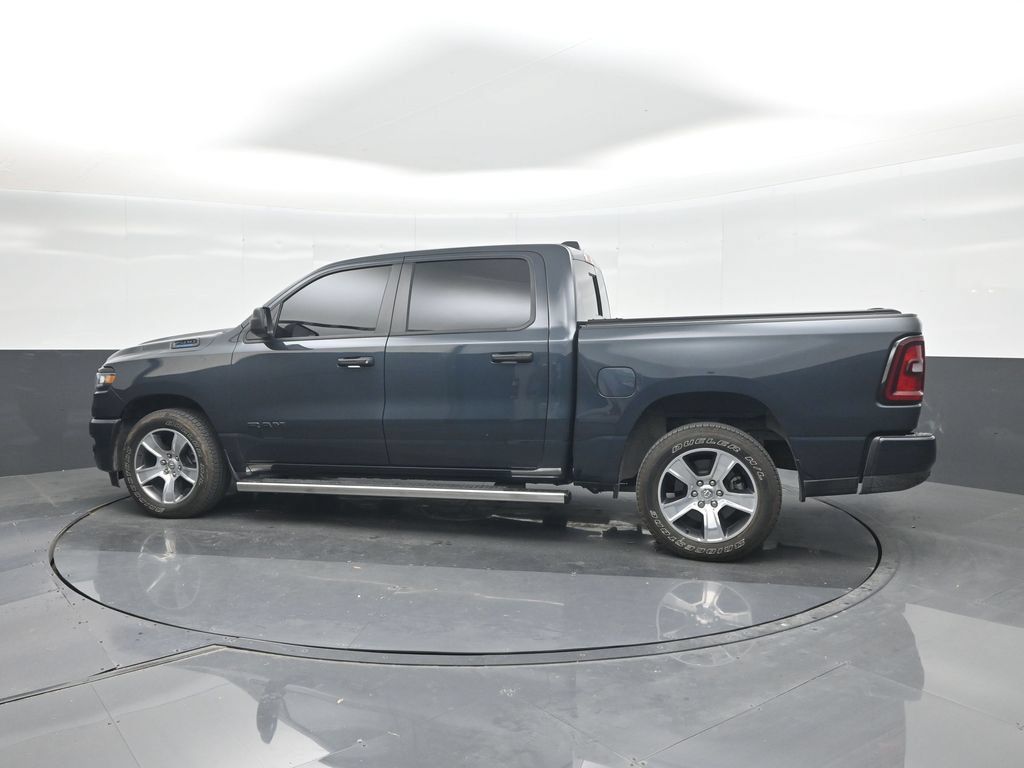 Used 2026 RAM 1500 Express RWD image 27