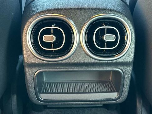 Used 2025 Mercedes-Benz C 300 Sedan image 16