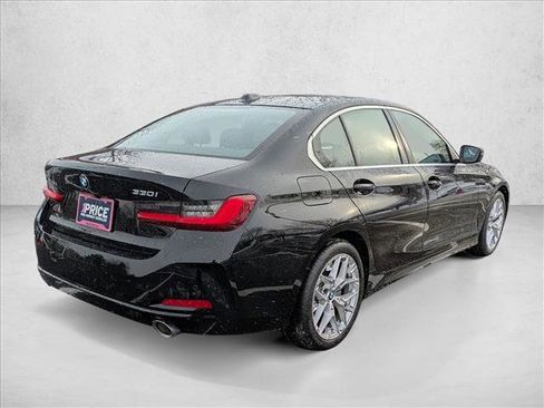 Used 2025 BMW 330i xDrive Sedan image 5