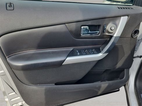 Used 2014 Ford Edge Limited image 14