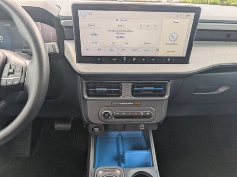 New 2026 Ford Maverick XLT AWD/4WD image 11