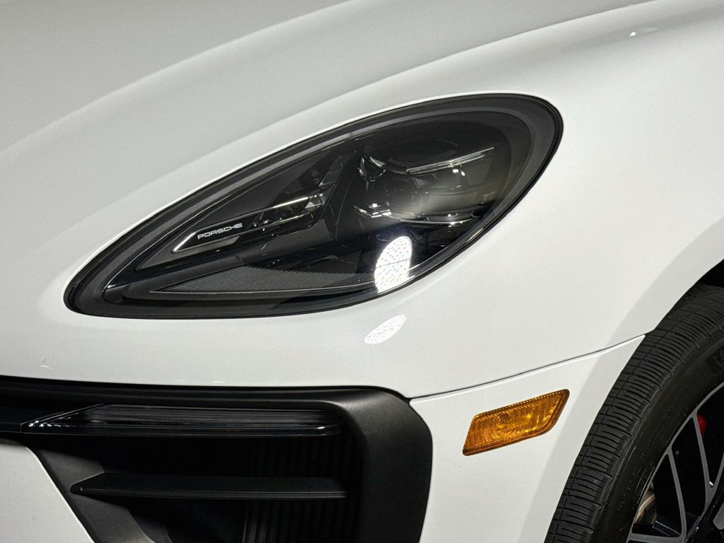Certified 2026 Porsche Macan S AWD/4WD image 25