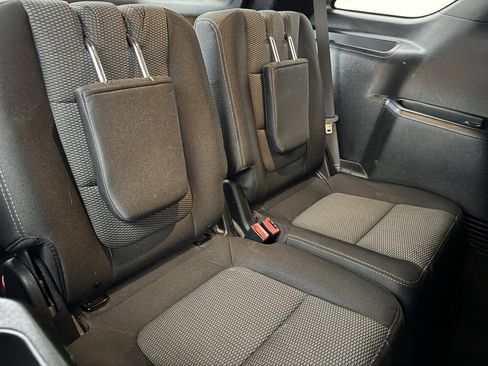 Certified 2018 Ford Explorer XLT image 22