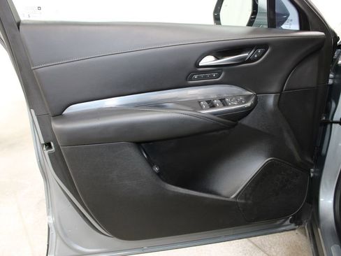 Used 2024 Cadillac XT4 Premium Luxury AWD/4WD image 19
