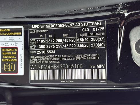 New 2025 Mercedes-Benz GLC 300 4MATIC image 13