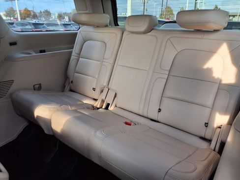 Used 2020 Lincoln Navigator Reserve w/ Equipment Group 208A Reserve image 24