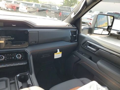 New 2026 GMC Sierra 2500 AT4 w/ AT4 Premium Plus Package AWD/4WD image 16