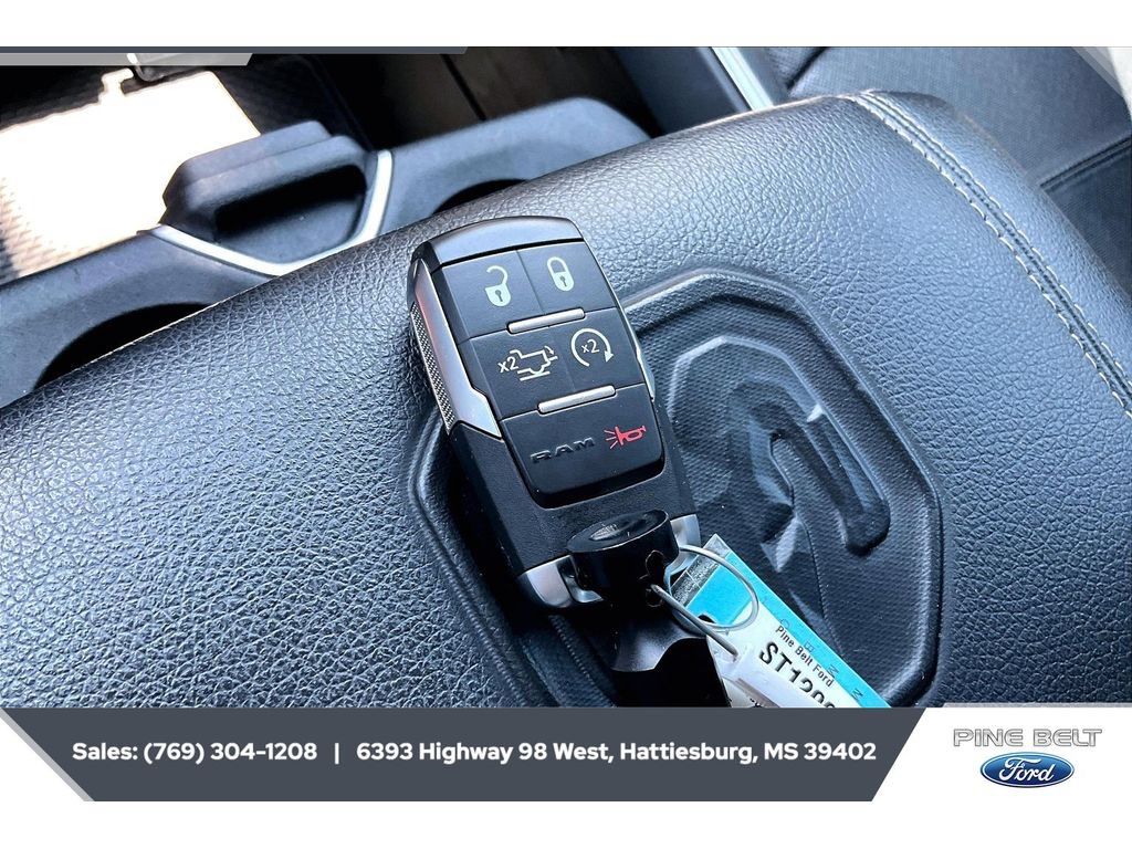 Used 2023 RAM 2500 Laramie AWD/4WD image 11