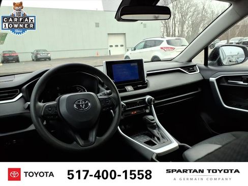 Used 2025 Toyota RAV4 XLE image 12