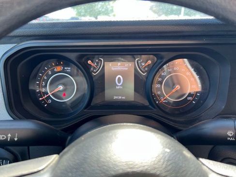 Used 2024 Jeep Wrangler Unlimited Sport AWD/4WD image 11