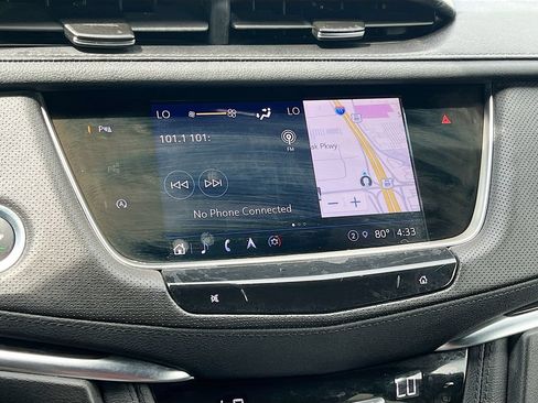 Used 2025 Cadillac XT5 Premium Luxury FWD image 15