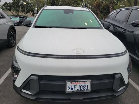 Used 2026 Hyundai Kona SEL Sport image 2