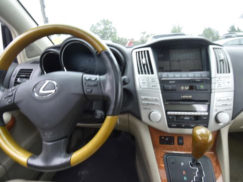 Used 2008 Lexus RX 400h AWD image 9