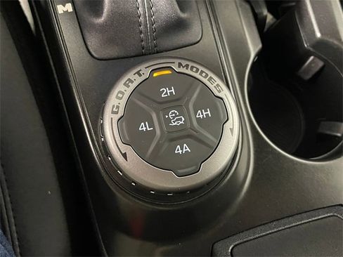 Used 2022 Ford Bronco Black Diamond image 12