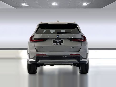 Used 2025 BMW X1 xDrive28i w/ Convenience Package image 9