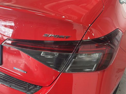Used 2025 Honda Civic Sport image 17