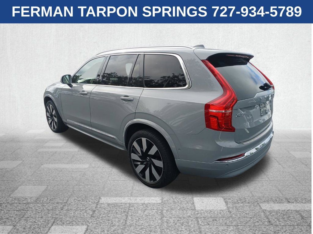 Used 2024 Volvo XC90 T8 Plus w/ Protection Package Premier AWD/4WD image 8