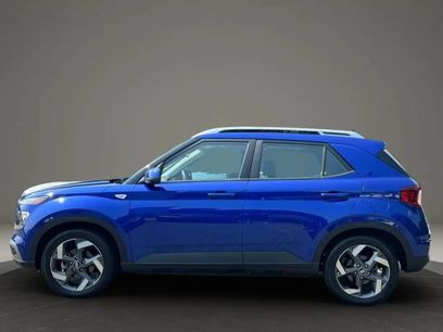 Used 2023 Hyundai Venue SEL w/ Cargo Package