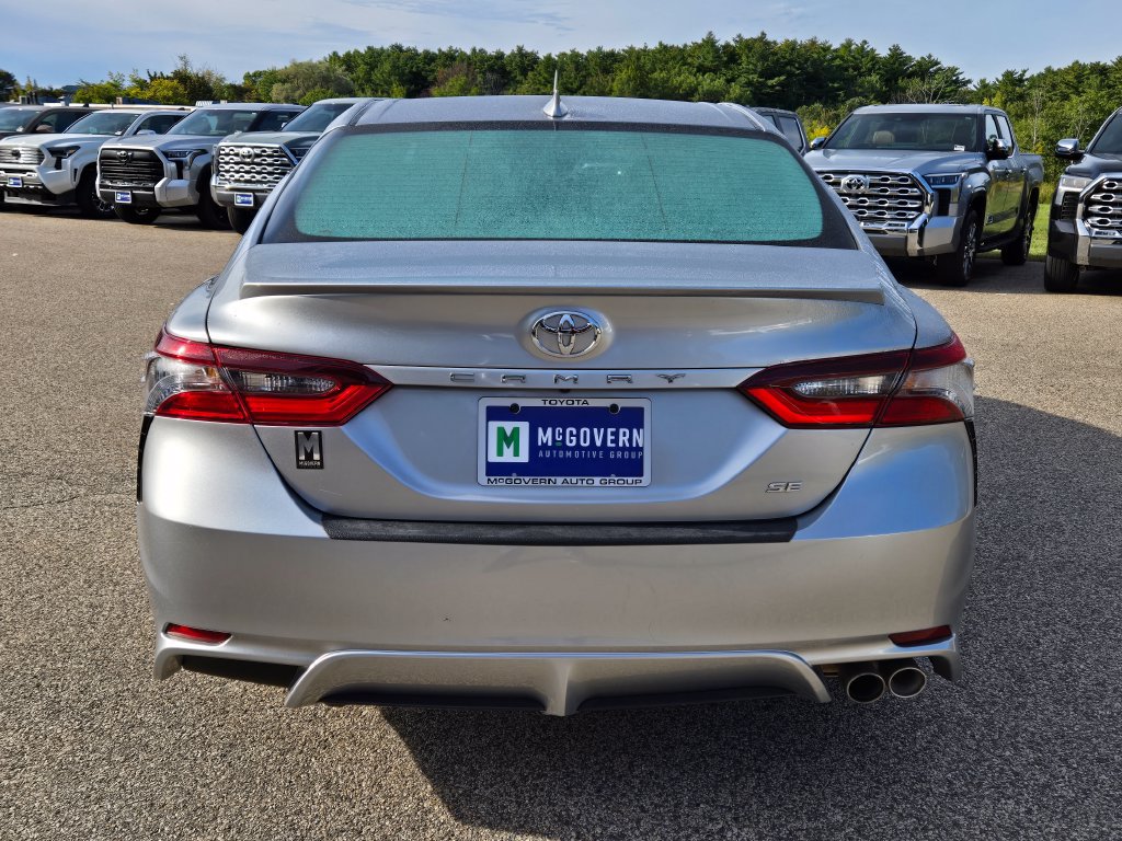 Used 2023 Toyota Camry SE FWD image 4