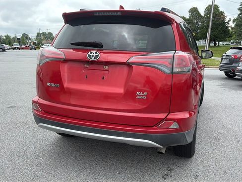 Used 2016 Toyota RAV4 XLE AWD/4WD image 8
