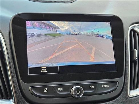 Used 2024 Chevrolet Malibu LT image 14