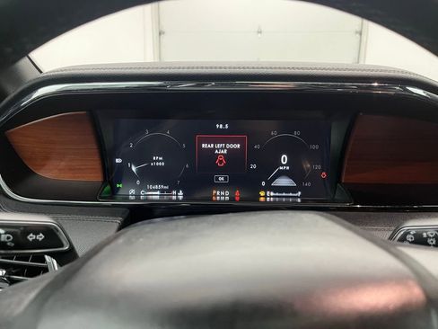 Used 2020 Lincoln Navigator Reserve w/ Equipment Group 208A Reserve image 24